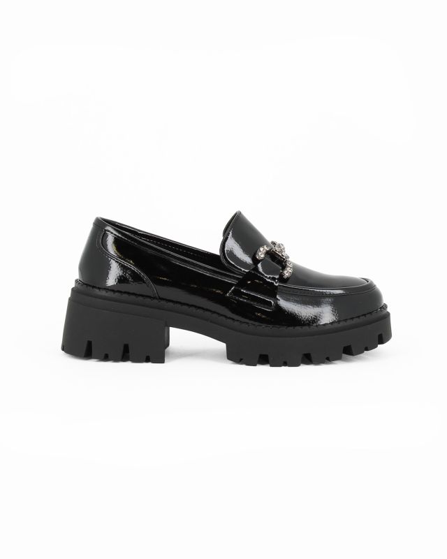 Prodotto: MISS GLOBO - Mocassino nero effetto vernice con sottopiede in memory soft e morsetto con strass, tacco 5CM