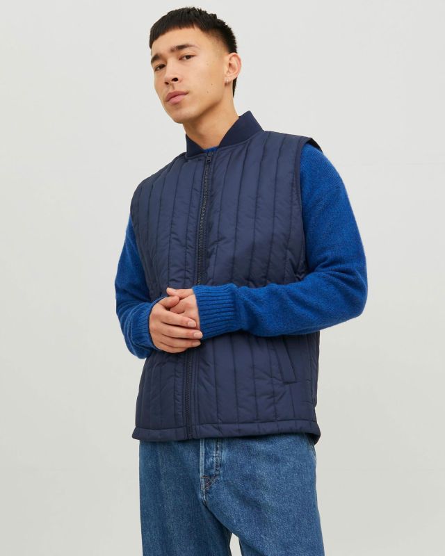 Prodotto: JACK&JONES - SMANICATO TRAPUNTATO BLU DA UOMO