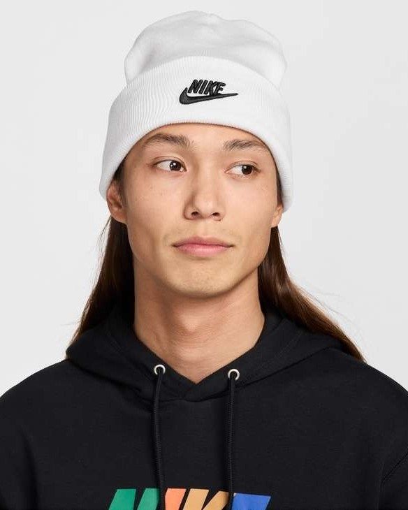 Prodotto: NIKE - Berretto bianco con logo nero - HF0186/100