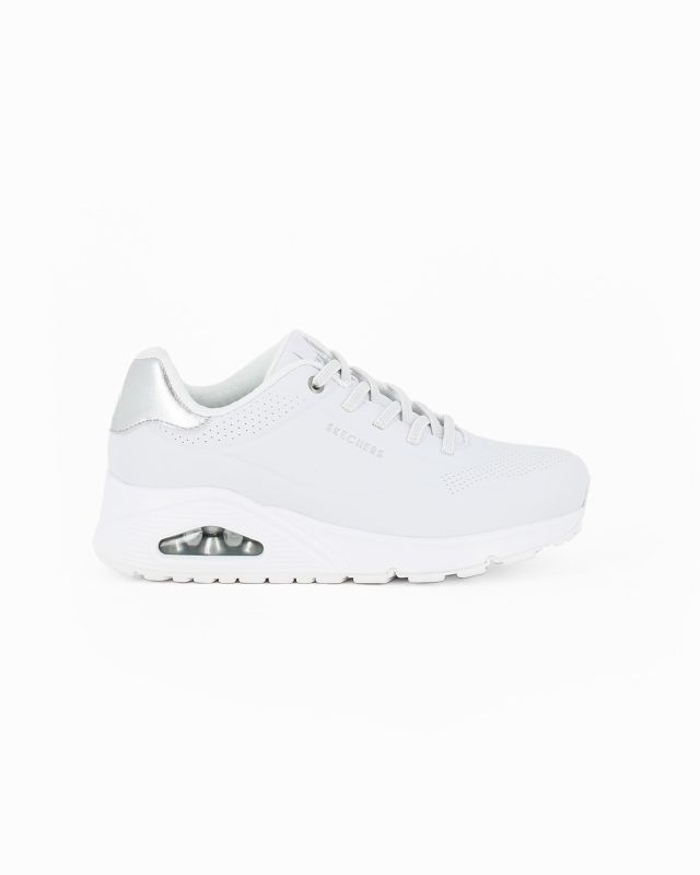 Prodotto: SKECHERS UNO SHIMMER AWAY - Sneakers binaca da donna con dettaglio tomaia traforata e inserto argento