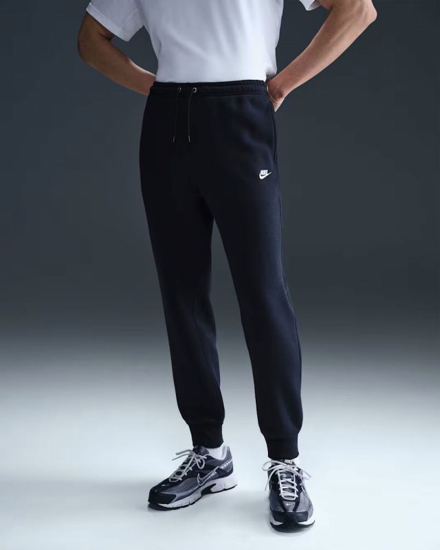 Prodotto: NIKE- PANTALONE CLUB NAVY – FN3787/451