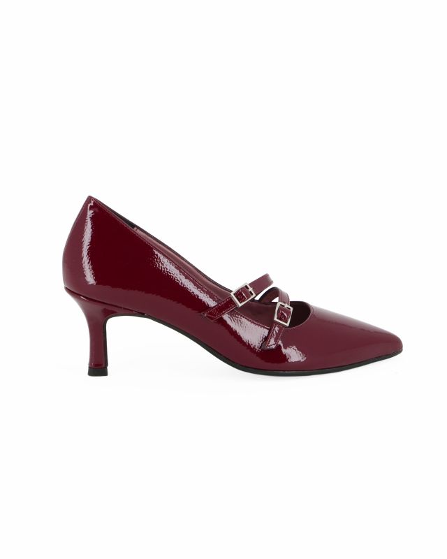 Prodotto: MISS GLOBO - Décolleté bordeaux in vernice con sottopiede in VERA PELLE e cinturini frontali, tacco 6,5CM - MADE IN ITALY