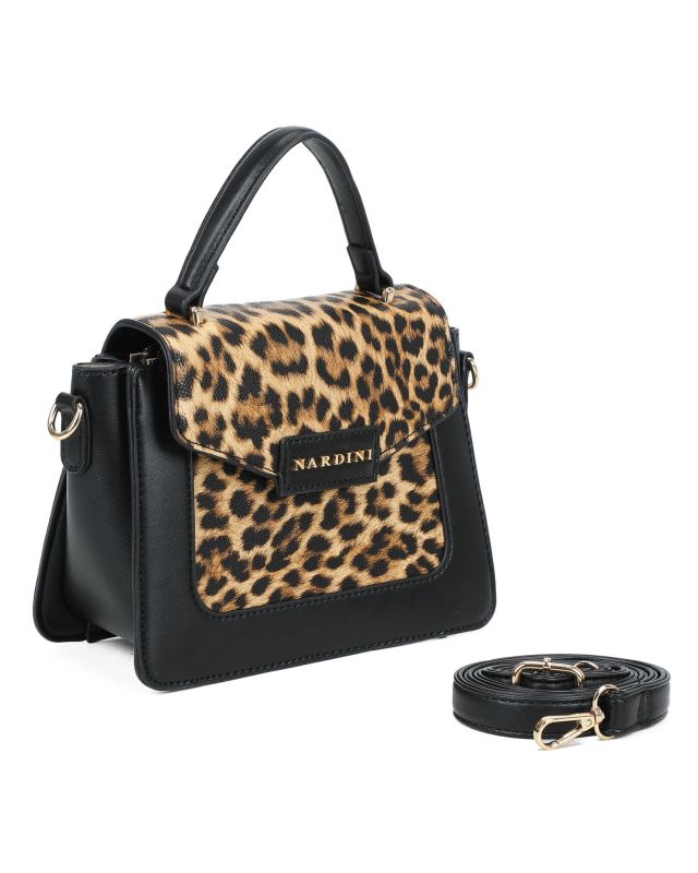 Prodotto: NARDINI - Minibag leopardata con patta e logo frontale, tracolla removibile