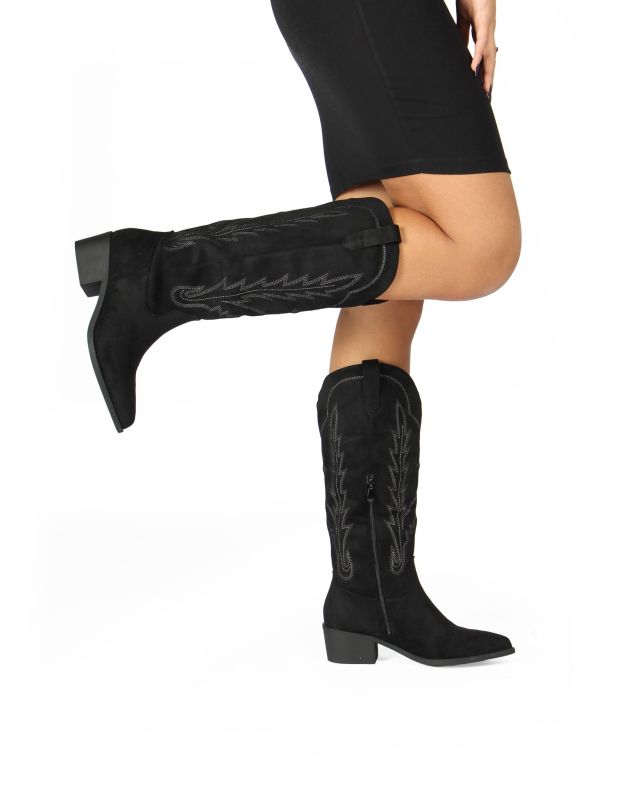 Prodotto: SOLEIL - Stivale texano nero scamosciato con zip laterale, tacco 5CM