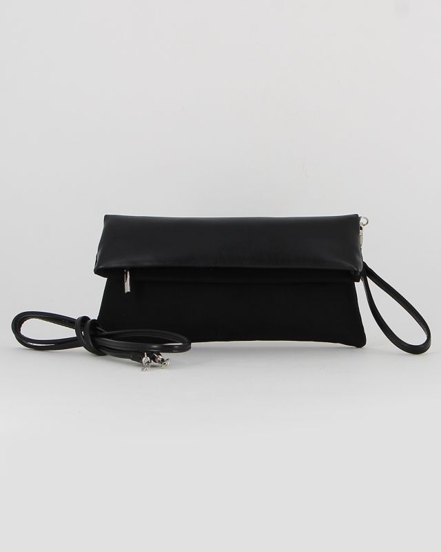 Prodotto: TATOO - Pochette nera in camoscio con patta