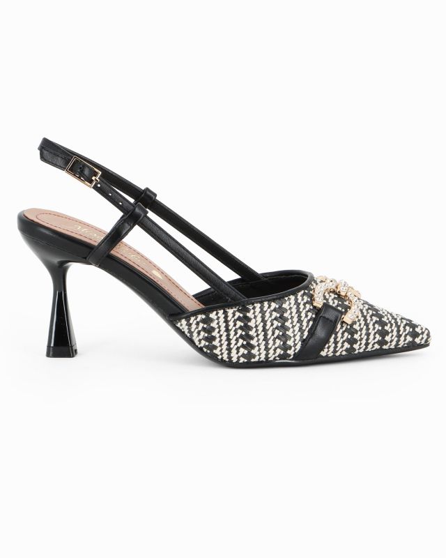 Prodotto: MISS GLOBO - Décolleté slingback nera intrecciata con sottopiede in VERA PELLE e morsetto in strass, tacco 7,5CM